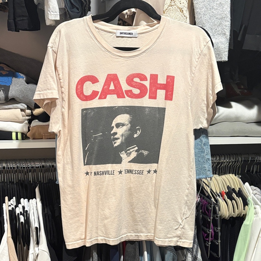 Daydreamer Cream Graphic Tee with Red CASH Print